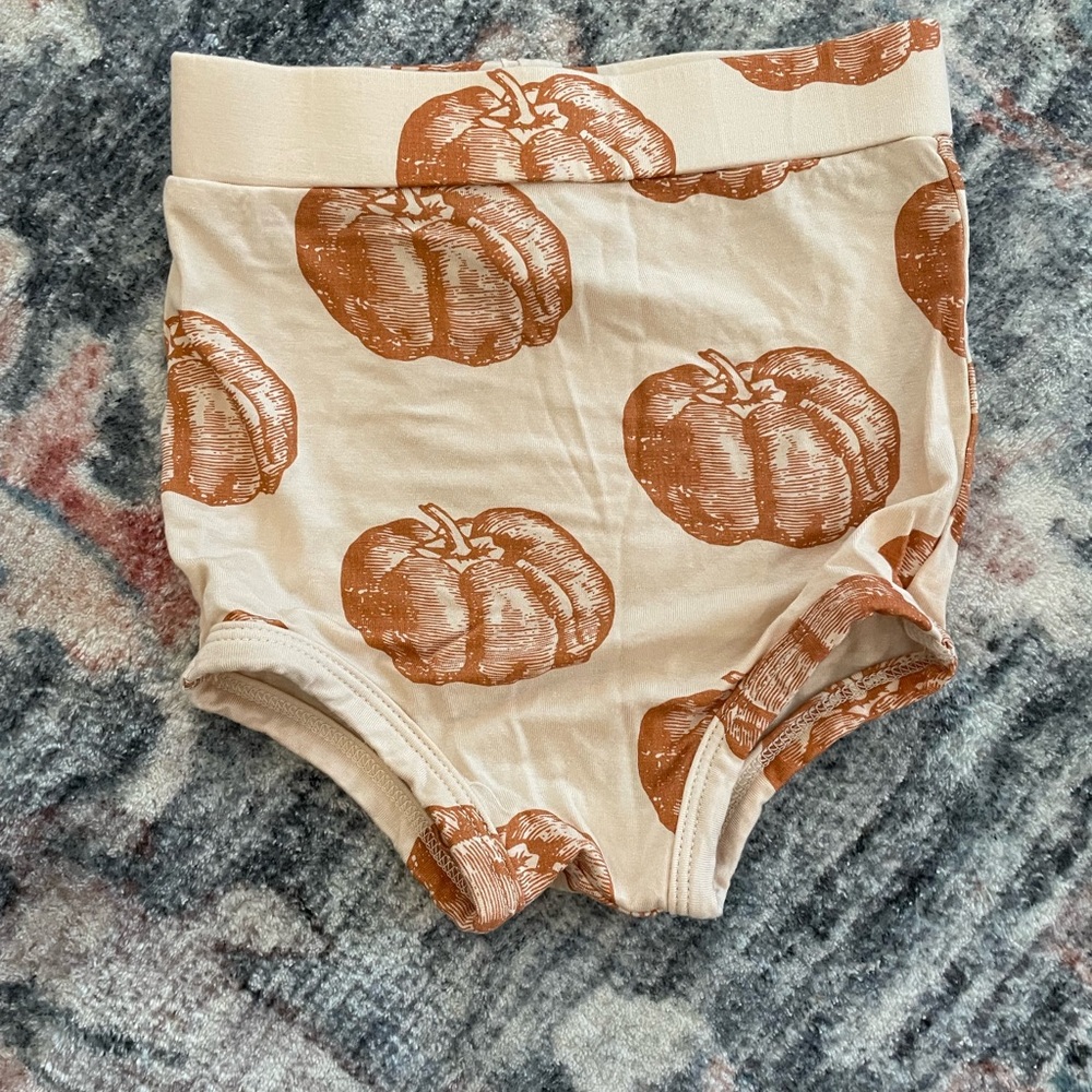 Kate Quinn Fall Bloomers 6-12 months